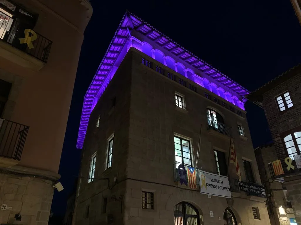 L'Ajuntament de Solsona s'il·luminarà demà de lila amb motiu del Dia internacional de la Prematuritat