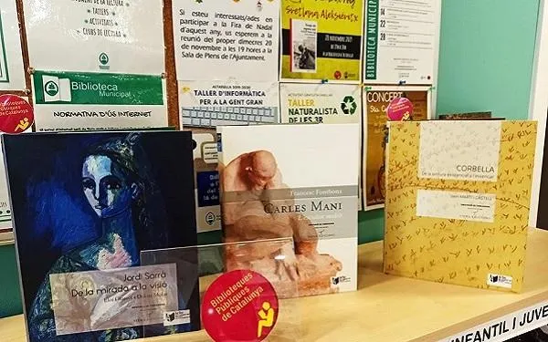 La Biblioteca d’Altafulla acull l’exposició ‘ArTer, art i artistes del territori’