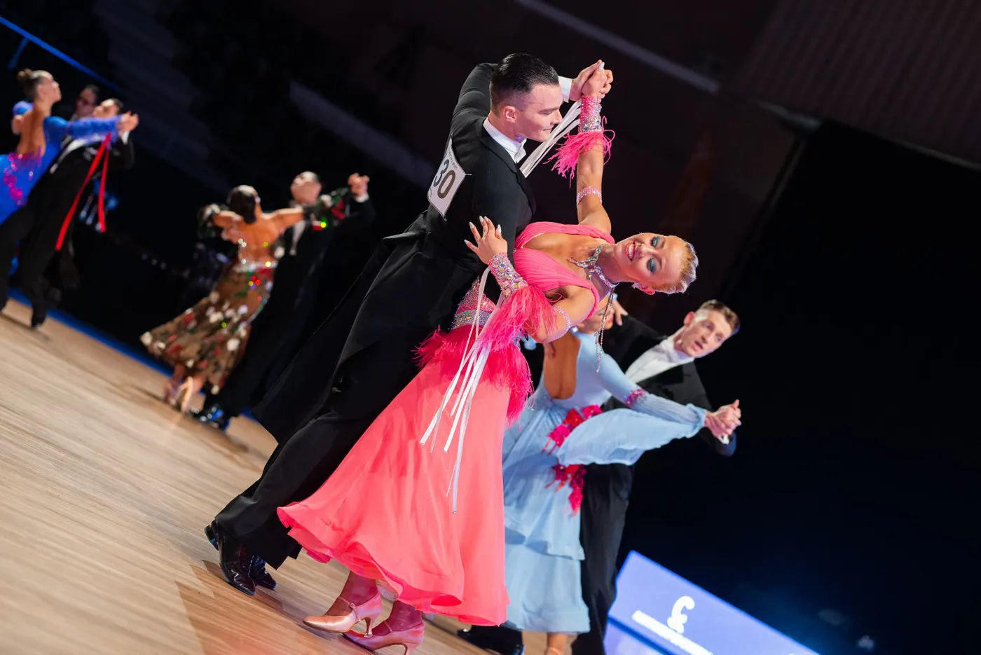 El Cambrils Dancesport Open omple el pavelló d’esports del millor ball del món