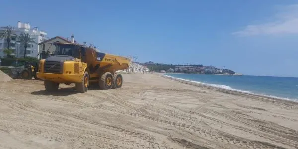 L’Ajuntament d’Altafulla resta pendent de Tarragona per portar sorra a la platja