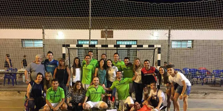 Suun Kusins i La Ferreria s'imposen en els campionats de futbol sala