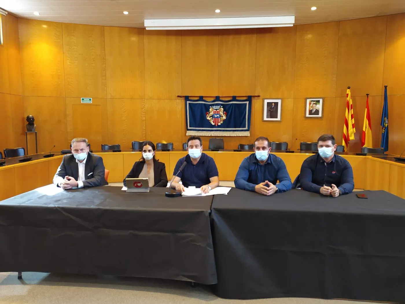 L'Ajuntament de Cambrils, pendent d'un informe que determinarà si els regidors no adscrits poden entrar al govern
