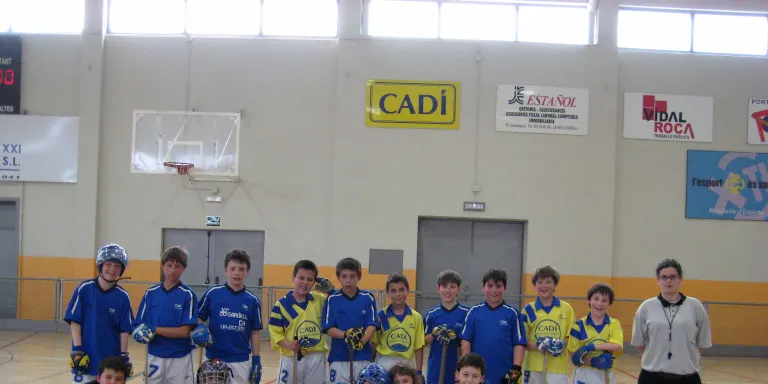 Els benjamins i prebenjamins del CH Cadí, campions de la Lliga territorial