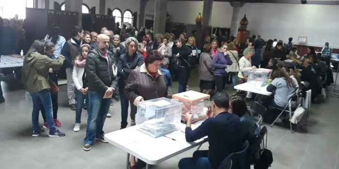 Ja han votat el 20,28% dels arenyencs que avui estan cridats a les urnes