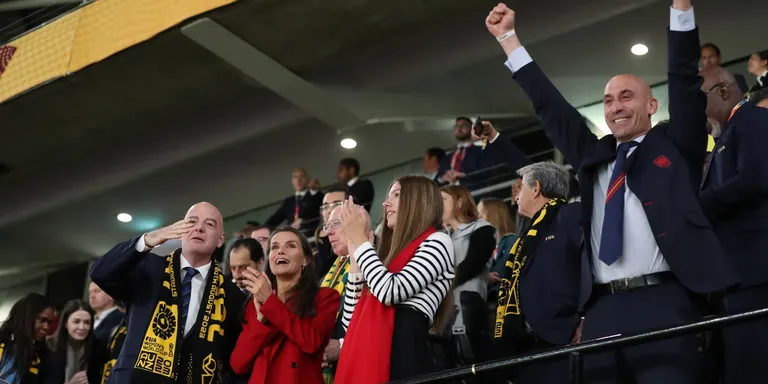 La Federació deixa Rubiales sense sou i cotxe oficial