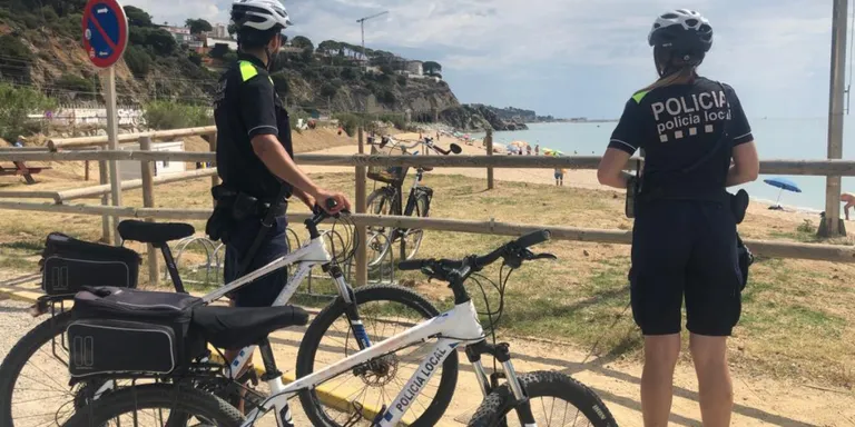 La Policia de Platges tanca la temporada amb 370 intervencions, la majoria d’elles per afectacions de trànsit