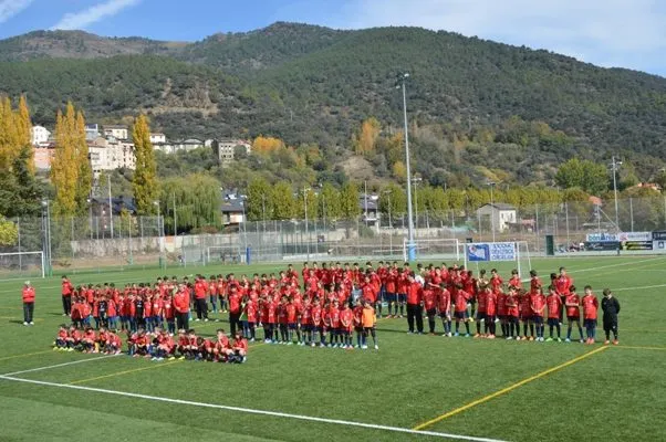 Presentació dels equips de l'EDFOR 2015-2016 (Foto: Santi Roura)