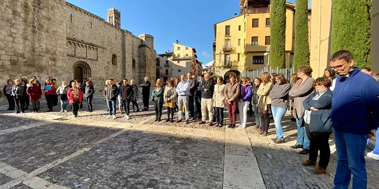 Minut de silenci a la Seu per les víctimes de les inundacions