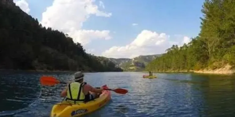 Sortida d'aventura jove a Sort amb la zona TRAC
