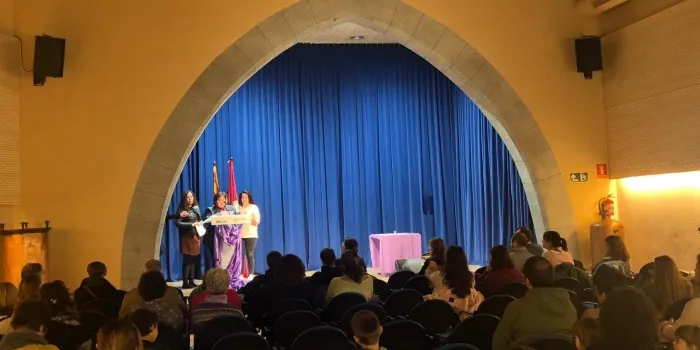 La regidoria d’Igualtat ha organitzat avui un taller d’artteràpia per a l’empoderament de les dones
