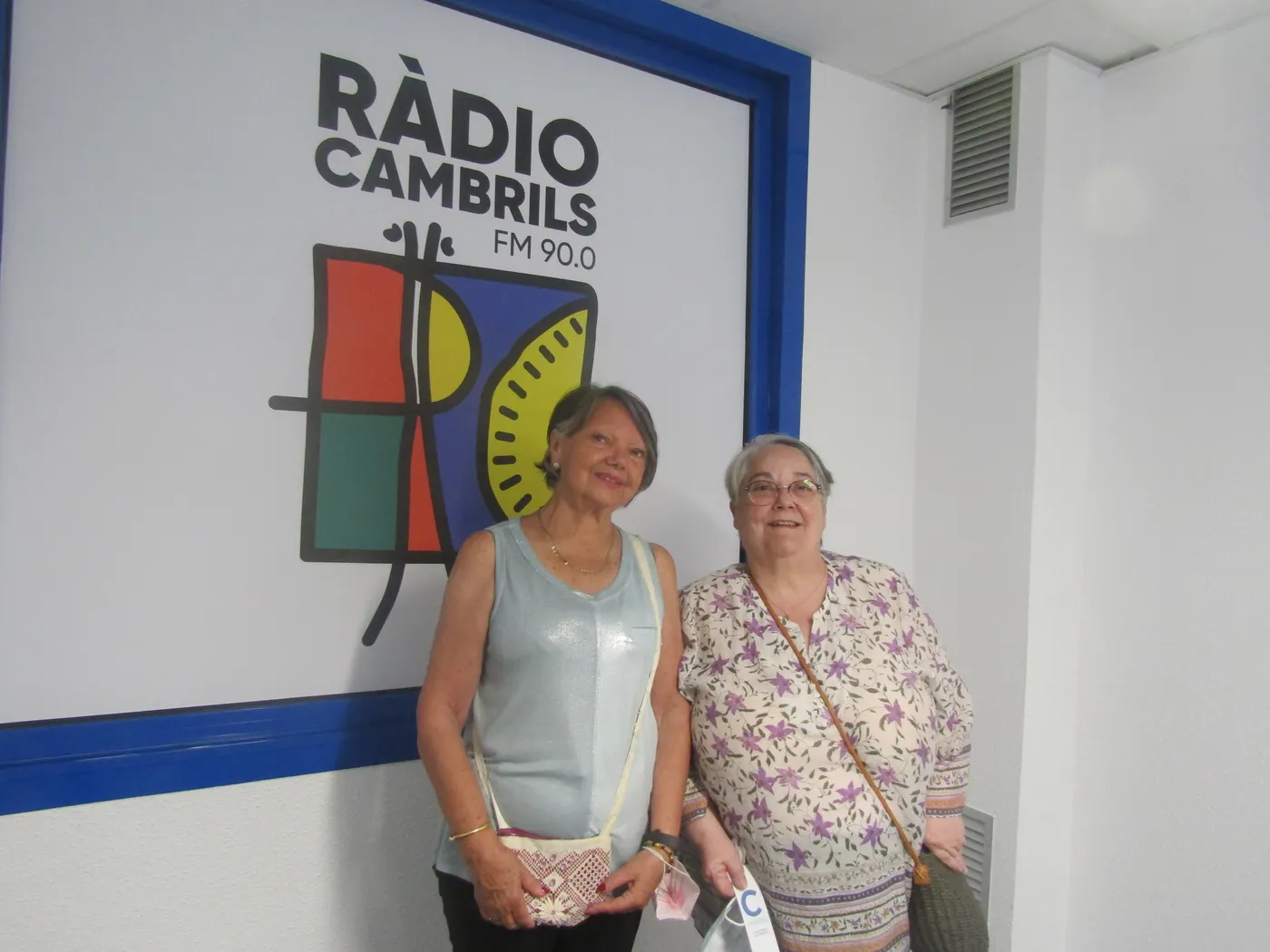 M. Teresa Anguera i Carme Serra: “Fer punta de coixí és molt bonic i ajuda a desestressar-se”
