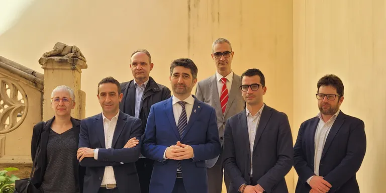 Catalunya i les Balears impulsen el projecte Aina perquè les màquines 'parlin' en català