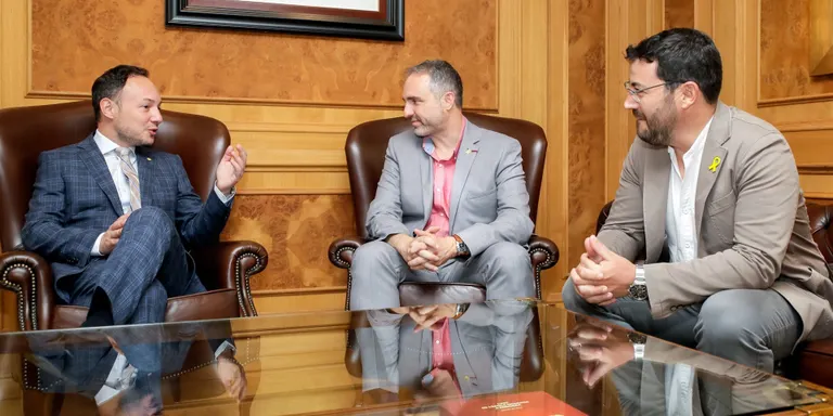 Primera reunió de Jordi Fàbrega amb el cap de Govern d'Andorra, Xavier Espot