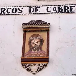 'Huellas en la ciudad devota': Azulejo de Jesús Nazareno en la calle Marcos de Cabrera - episode art