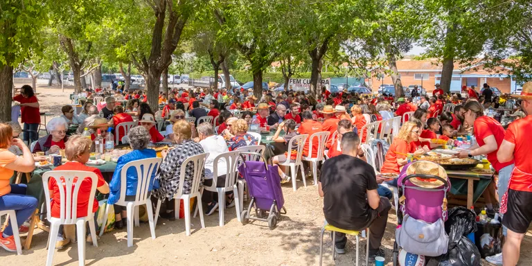 Participació massiva a la IV edició Concurs de paelles a Constantí