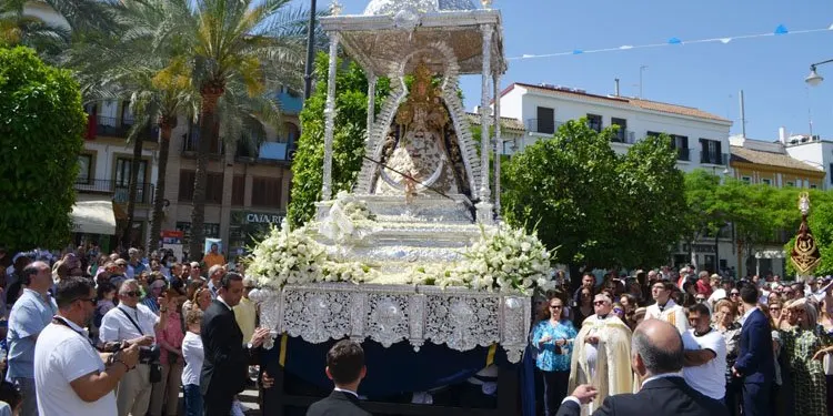 Un programa especial de 'La linterna cofrade' aborda la histórica visita de la Virgen de Consolación a Sevilla