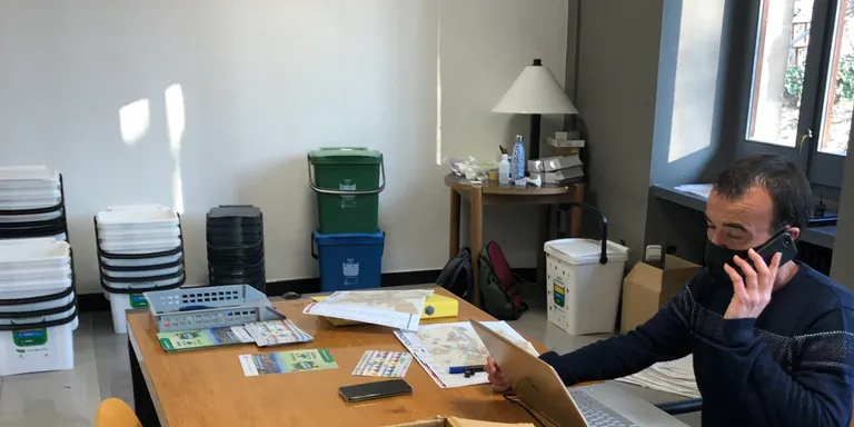 Solsona pràcticament dobla els nivells de reciclatge en el primer mes i mig de funcionament del porta a porta