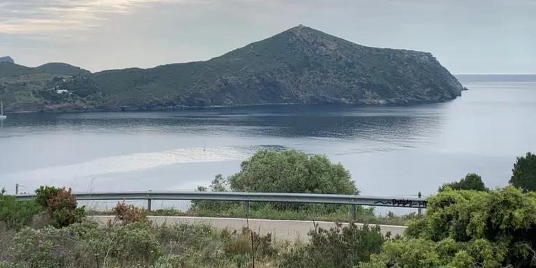 Disset municipis de l’Alt Empordà activen aquesta mitjanit el nivell 3 del pla Alfa per l’entrada de vent de tramuntana