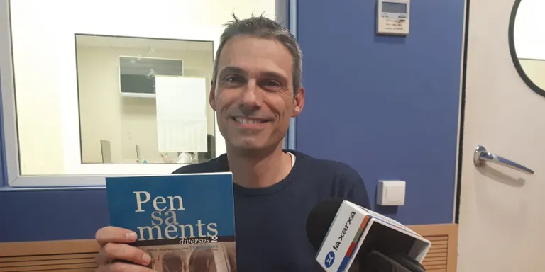 Jordi Salvat presenta el seu llibre '‘Pensaments diversos 2. Política i altres reflexions sobre Torredembarra'