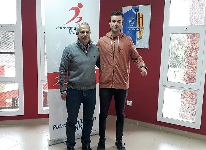 El pilot vallenc Marc Sans rep un reconeixement per part del Patronat Municipal d’Esports