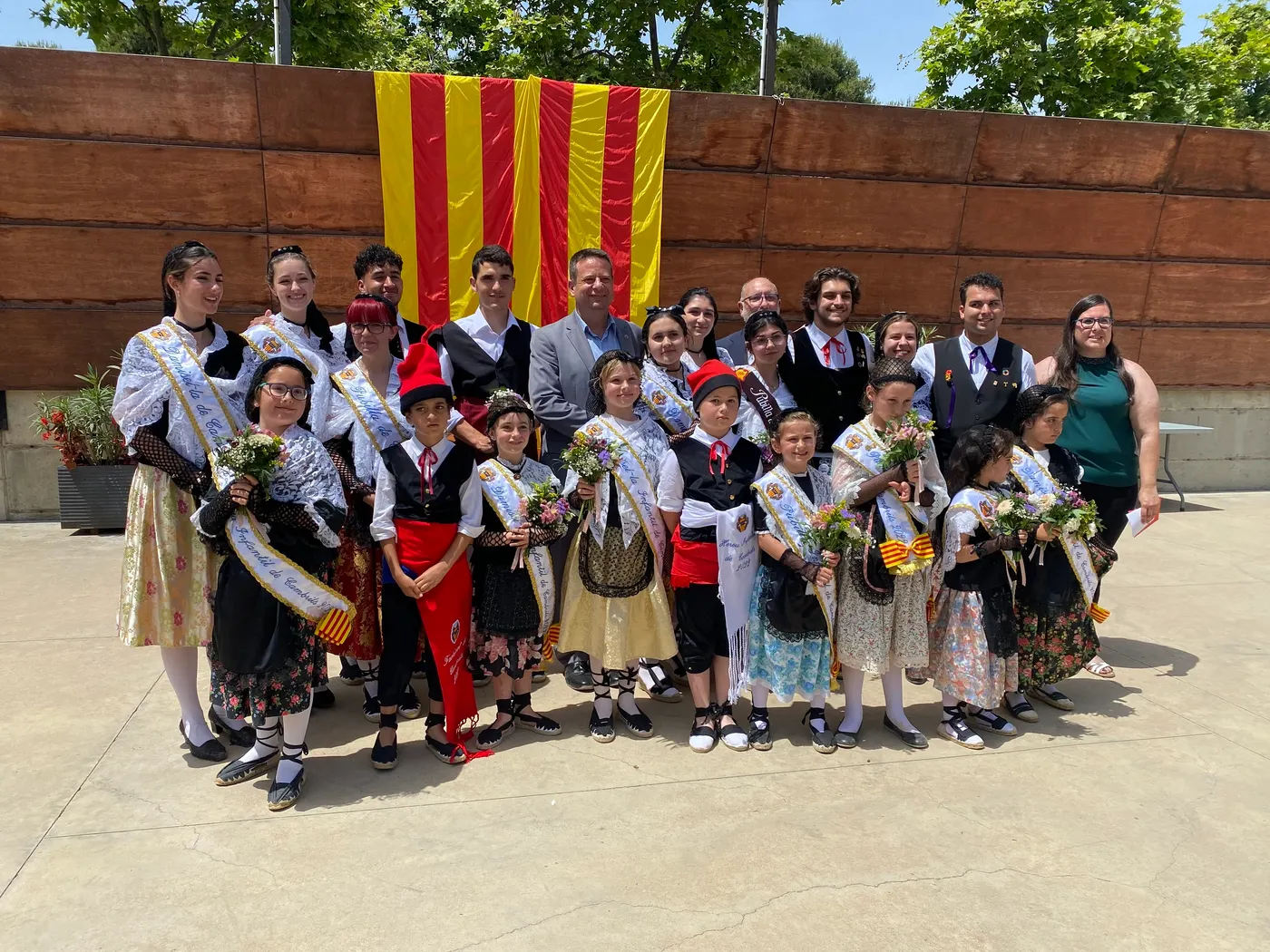 Xènia Rodrigo i Miquel E. Zambrano són proclamats Pubilla i Hereu de Cambrils del 2022   