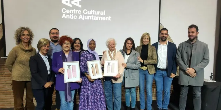 L’Ajuntament de Tarragona reconeix la trajectòria i valors socials d’Hortènsia Grau, tècnica d’Educació de Cambrils