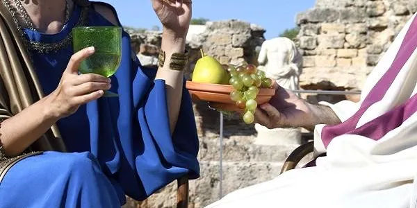 Caius i Faustina tornen a obrir les portes de la Vil·la romana dels Munts d’Altafulla