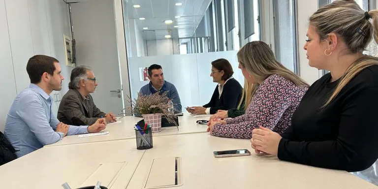 Reunida la Taula de Comerç Local al Centre Innova