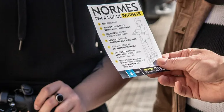 Reforç de la campanya informativa sobre l'ús correcte dels patinets elèctrics