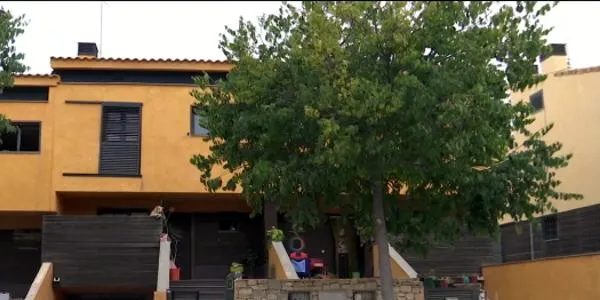 Ferrovial tapiarà els habitatges buits amb què compta a la zona d’Hort de Pau i hi posarà vigilància privada