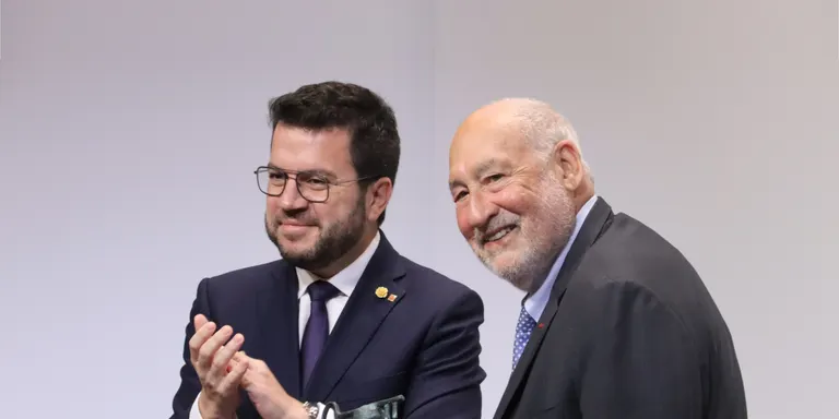 Stiglitz agraeix el Premi Internacional Catalunya i fa una crida a buscar "alternatives" al capitalisme neoliberal