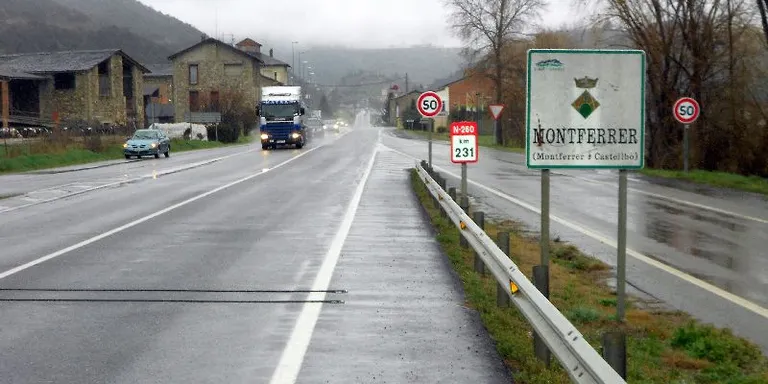 El sistema del Ministeri per conèixer la intensitat viària a la cruïlla de Montferrer no agrada els veïns