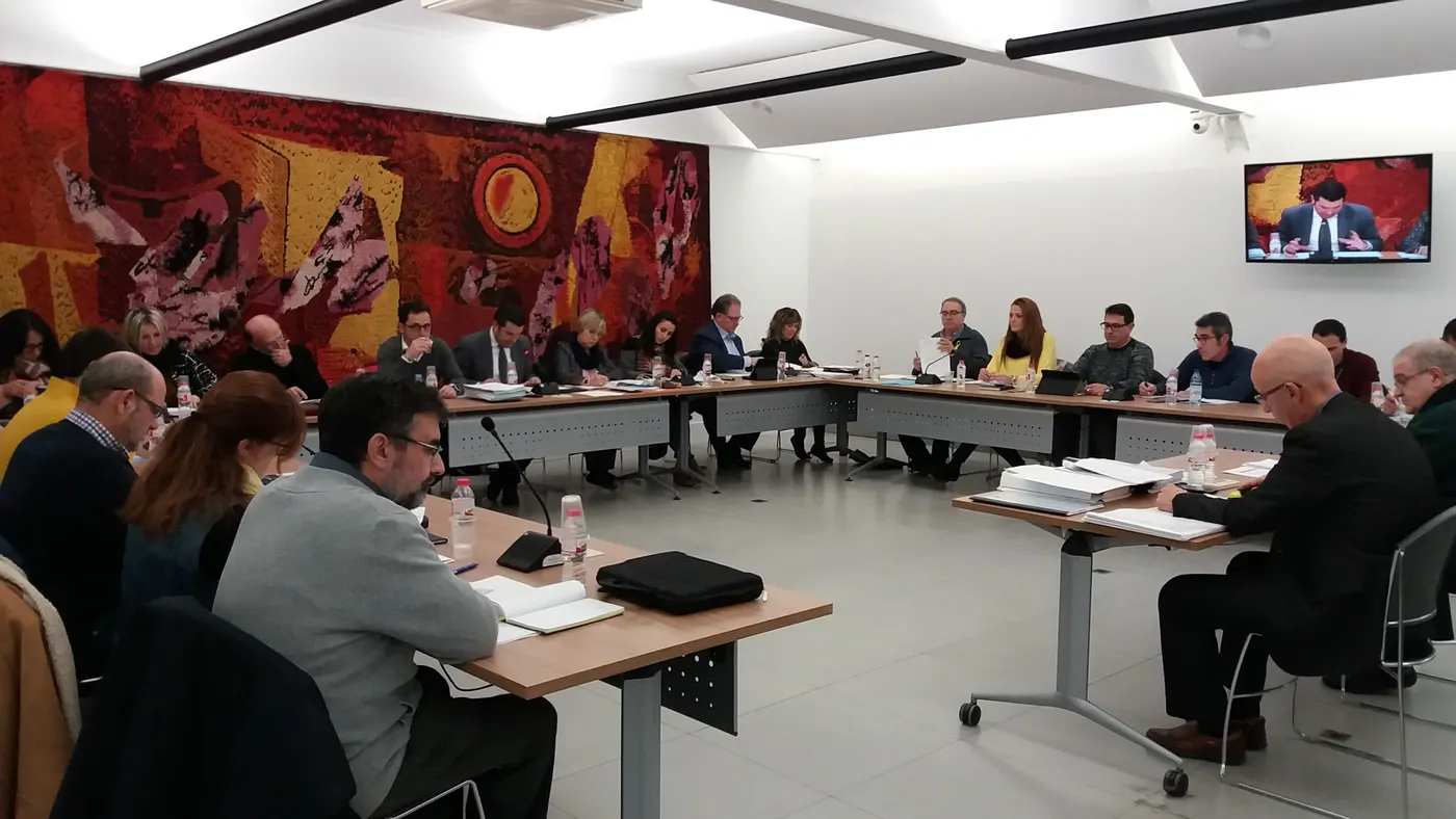 El ple del mes d'abril té 10 punts a l'ordre del dia amb dues mocions