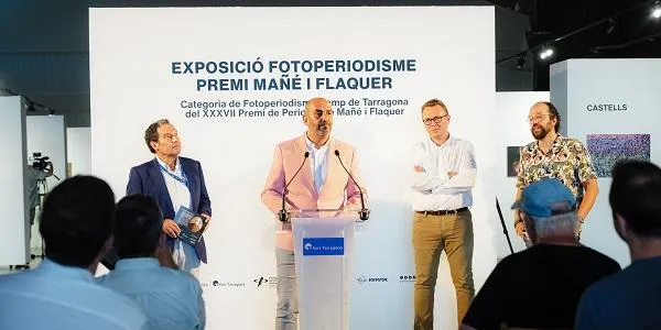 Les millors fotografies de la categoria Fotoperiodisme del Premi Mañé i Flaquer ja es poden veure al Moll de Costa de Tarragona