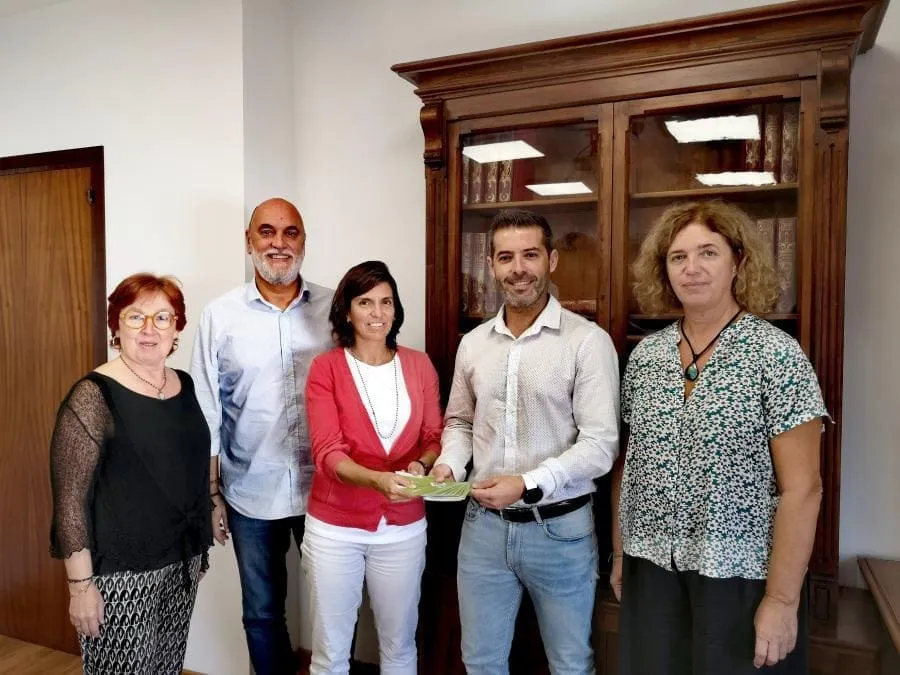 Humana lliura 25 bons d’ajuda social a Vilassar de Mar