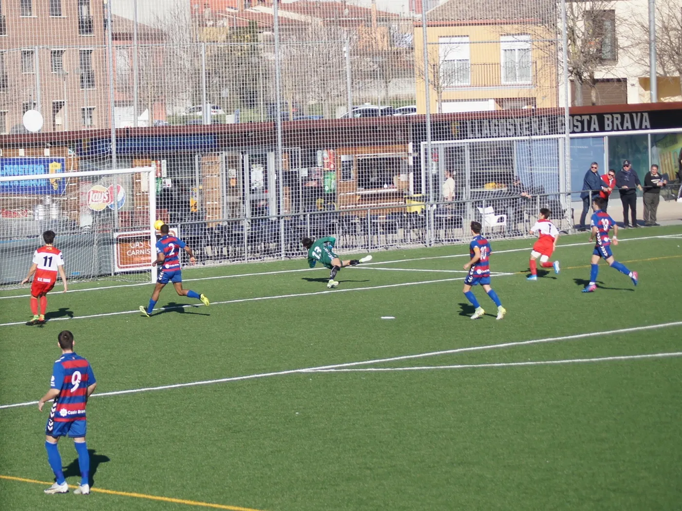 Matiner gol de Raúl Pérez