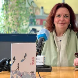 Entrevistes de la Justa del 9/3/2022 — Entrevista a Carme Besoles sobre “Quien sabe nada de nadie”: 17 relats sobre els límits de la comunicació i la vida secreta - episode art
