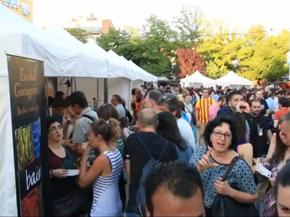 Molts rubinencs s'han acostat a la Fira de la cervesa durant el cap de setmana