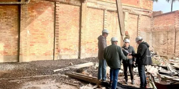 El desamiantat i enderroc de l’edifici de l’antiga Cooperativa Agrícola de Roda de Berà començarà el pròxim dimarts