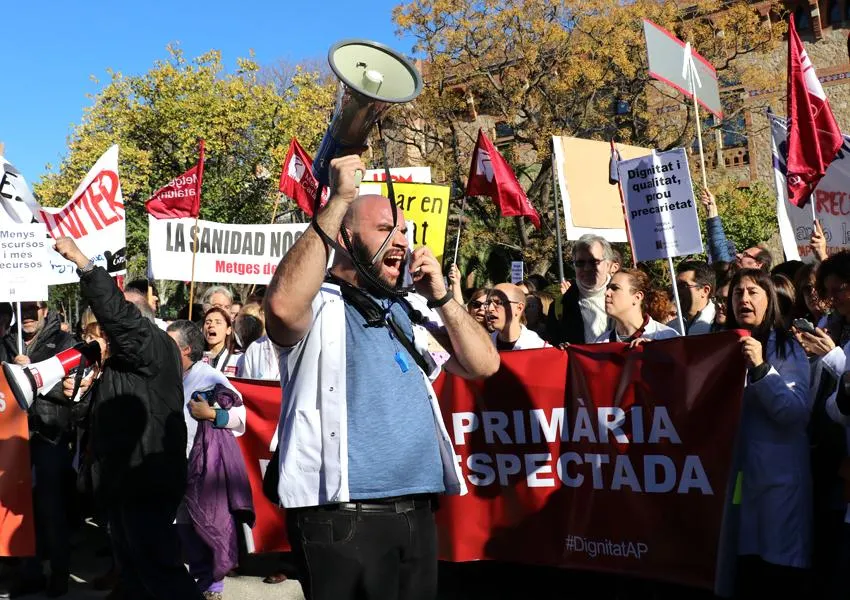 Metges de Catalunya convoca fins divendres vaga de facultatius a l’atenció primària de l’ICS i l’ICS considera que no és oportuna des de cap punt de vista