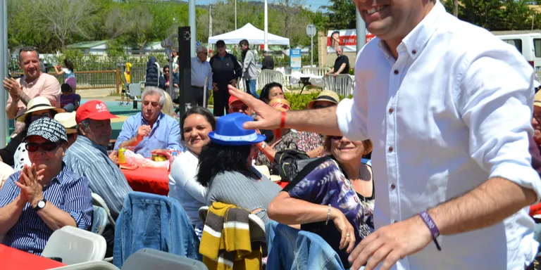 El candidat del PSC Xavier Amor diu que "han complert més del 80% del Pla d'Actuació Municipal i ara volen governar fora de la crisi"