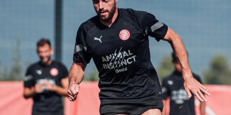 El Girona FC visita el Nàpols posant a prova el nou equip (18:30h)