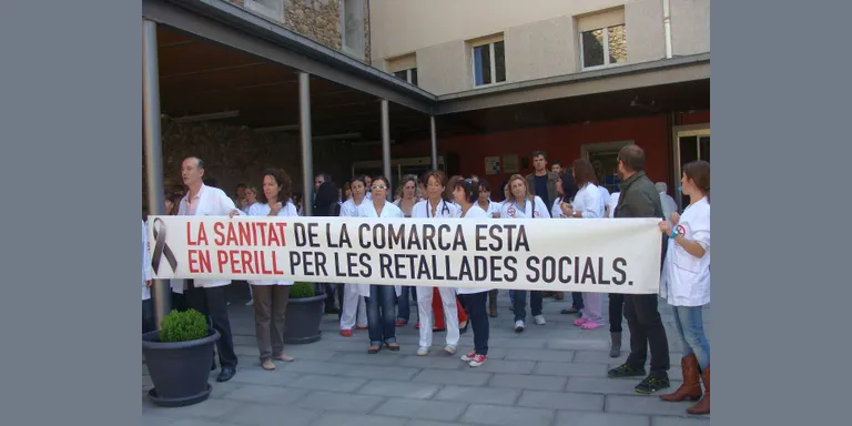 Concentració dels treballadors del Sant Hospital contra les retallades