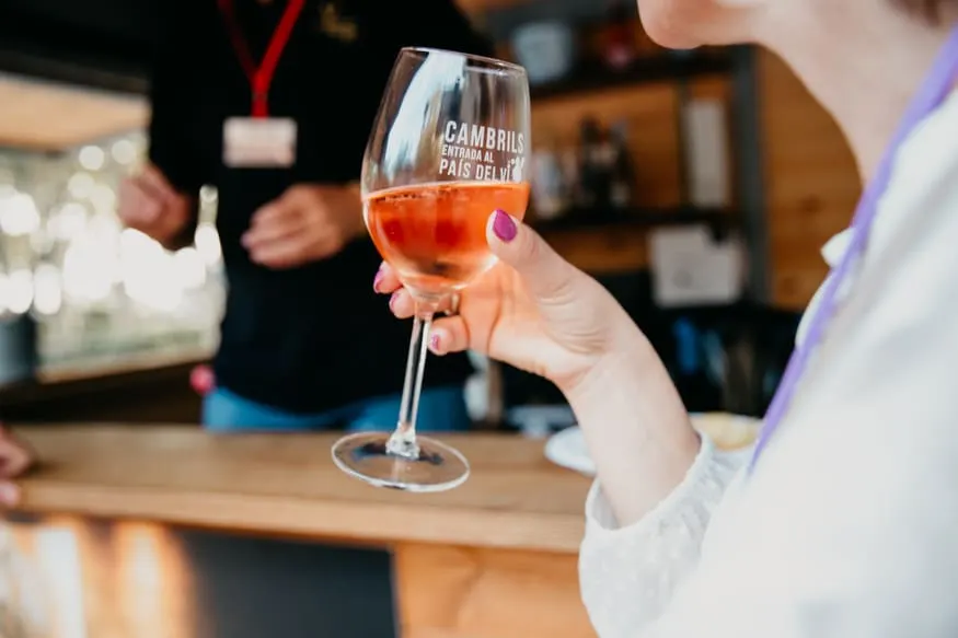 La fira ‘Cambrils, entrada al país del vi’ torna aquest divendres amb 26 cellers i 14 restaurants cambrilencs