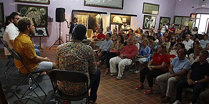 Gran nombre d'assistència a la conferència organitzada pel Patronat de Sant Roc aquest dissabte
