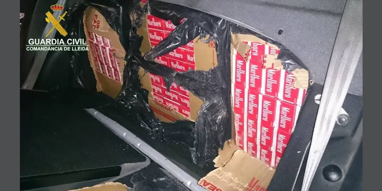 Un detingut a Montellà quan intentava fugir d'un control per contraban