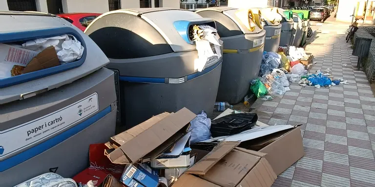 S'ampliarà el servei de recollida selectiva i l'Ajuntament demana més implicació en el bon ús dels contenidors