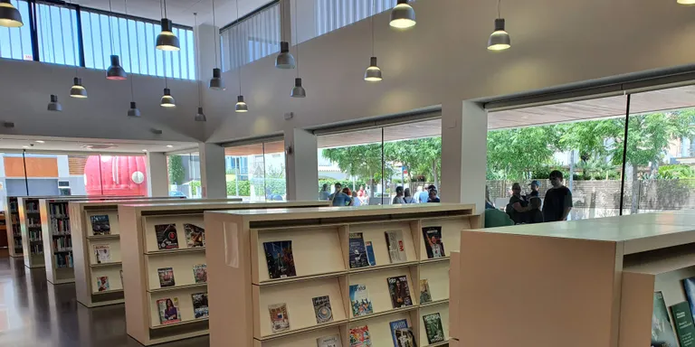 La Biblioteca Serra i Moret recupera les xifres d'usuaris prèvies a la pandèmia