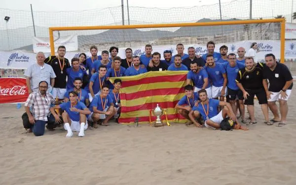 La Selecció Catalana de futbol platja acaba en setè lloc al Campionat d’Espanya per autonomies i els juvenils es proclamen subcampions