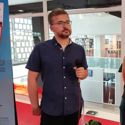 #1234 - La RubíMòbil i expo biblioteca Viatge a Tatinutropo - episode art